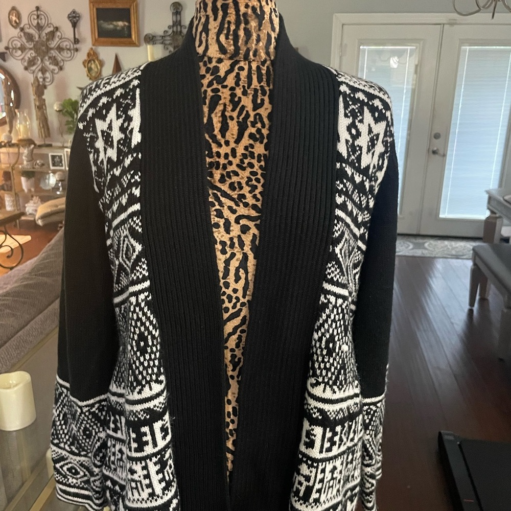 Carolyn Taylor Black and White Cardigan